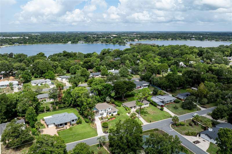 3 bedroom Single Family Residence at 1405 Hilltop Drive, Mount Dora Pinecrest Sub, Mount Dora — photo 4