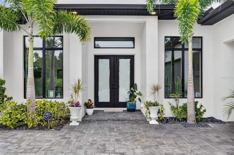 4 bedroom Single Family Residence at 403 Matson Lane, Port Charlotte Sec 047, Port Charlotte — photo 4