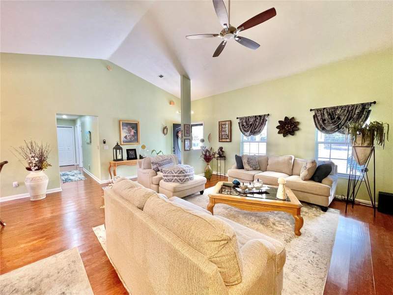 4 bedroom Single Family Residence at 25336 SW 22nd Avenue, Replat Sylvania Terrace, Newberry — photo 5