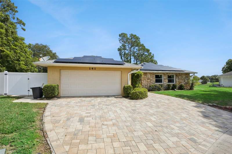 4 bedroom Single Family Residence at 141 Fairway Ten Drive, Sterling Park Unit 3, Casselberry — photo 2