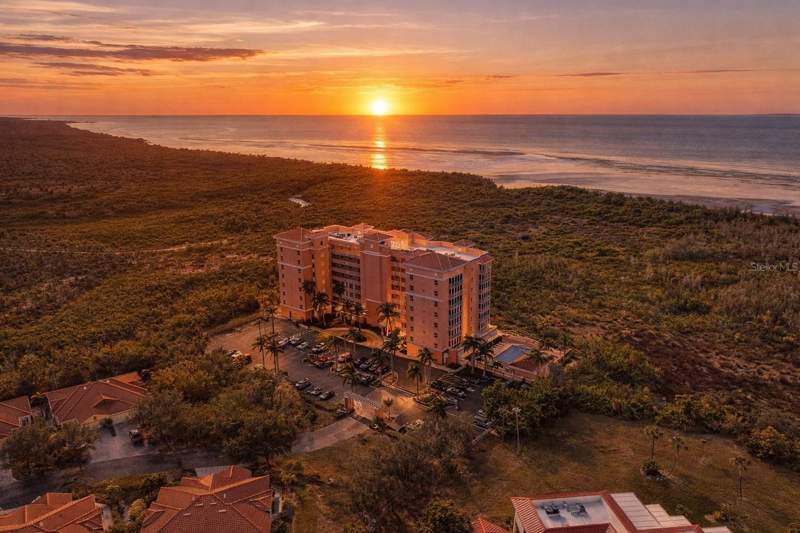 2 bedroom Condominium at 3191 Matecumbe Key Road #307, Vista Del Sol/Burnt Store Mari, Punta Gorda — photo 2