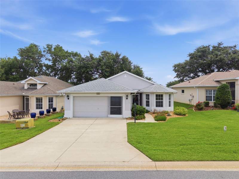3 bedroom Single Family Residence at 4905 Kelso Street, Royal Highlands Ph 02-A Lt 1173 Orb 2040, Leesburg — photo 2