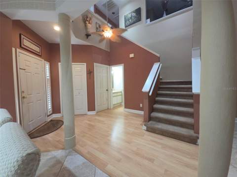 450 Date Palm Court, St Petersburg FL - photo 9 of 40