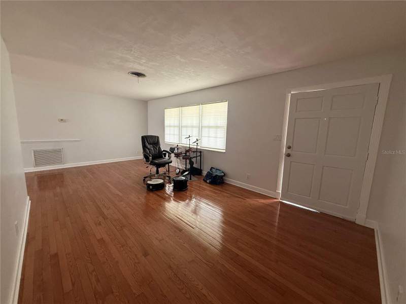 3 bedroom Single Family Residence at 1163 Fay Avenue, Keene Groves, Largo — photo 3