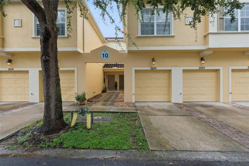 3 bedroom Condominium at 2820 Oakwater Drive, Oakwater, Kissimmee — photo 2