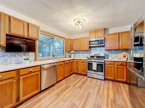 825 Mellowood Avenue, Orlando FL - photo 8 of 60
