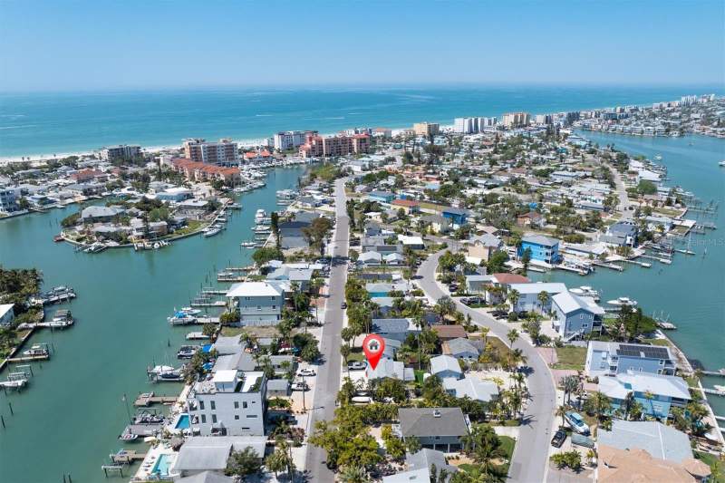 2 bedroom Single Family Residence at 358 Boca Ciega Drive, Pages Rep Of Mitchells Beach 2, Madeira Beach — photo 2