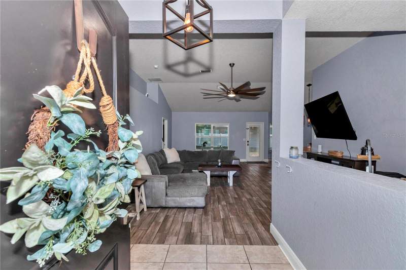4 bedroom Single Family Residence at 4607 SE 27th Street, Magnolia Forest, Ocala — photo 5
