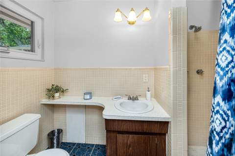 8161 22nd Avenue, St Petersburg FL - photo 18 of 65