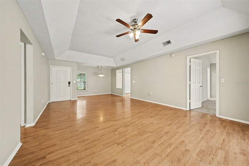 3 bedroom Single Family Residence at 1077 Sugarberry Trail, Alafaya Woods Ph 21B, Oviedo — photo 3