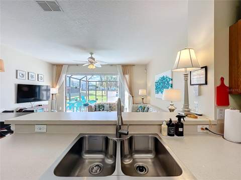 8104 Princess Palm Lane, Kissimmee FL - photo 17 of 71