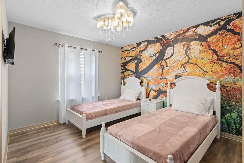 9 bedroom Single Family Residence at 1940 NICE COURT, WINDSOR AT WESTSIDE PH 2A, KISSIMMEE — photo 5