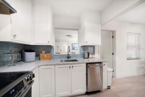 745 Bruce Avenue, Clearwater Beach FL - photo 8 of 52