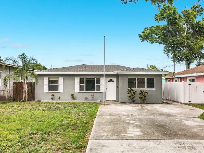 Roosevelt HighlandsHomes for Sale in Clearwater, FL