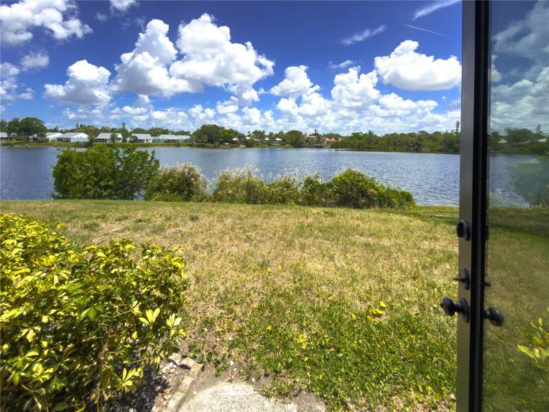 3 bedroom Villa at 220 Lakewood Drive #220, Wildewood Spgs Ii-C, Bradenton — photo 2