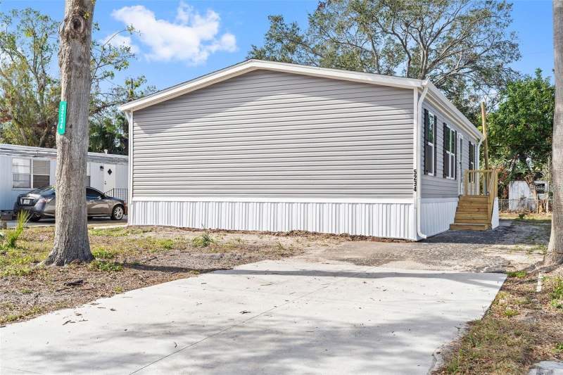 3 bedroom Manufactured Home at 5234 Yellow Pine Street, Pine Bay Park, St Petersburg — photo 2