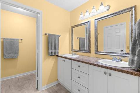 1013 Caravel Court, Tarpon Springs FL - photo 20 of 41