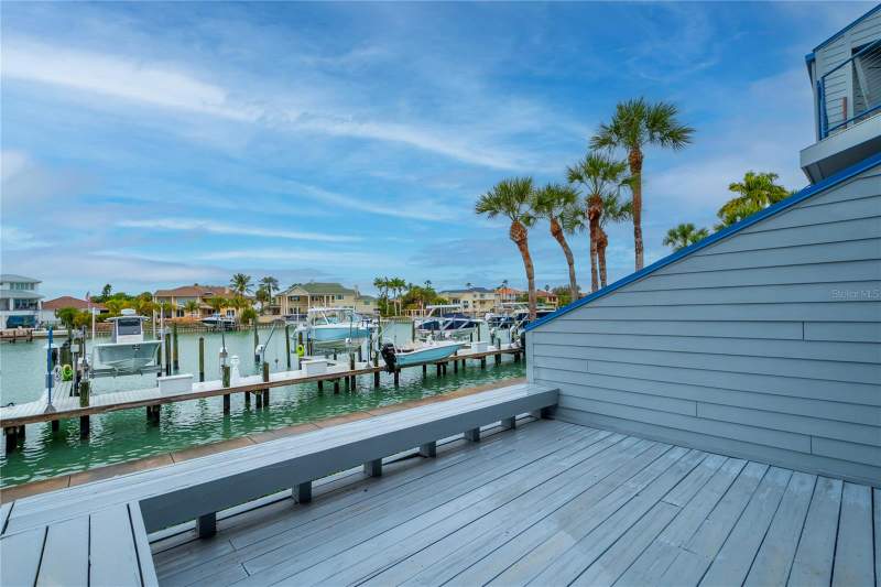 2 bedroom Condominium at 900 Pinellas Bayway #109, Port Tierra Condo, Tierra Verde — photo 2