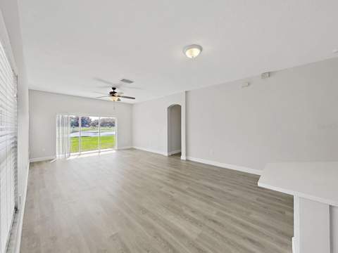 11908 Fern Blossom Drive, Gibsonton FL - photo 7 of 46