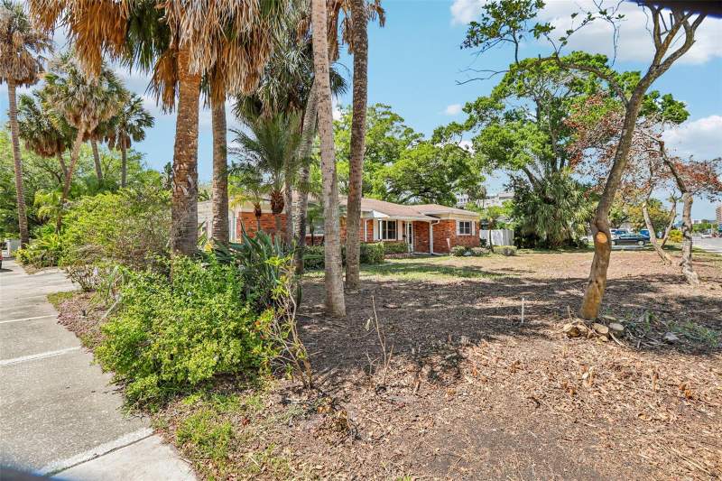 3 bedroom Single Family Residence at 215 S West Shore Boulevard, Beach Park, Tampa — photo 5
