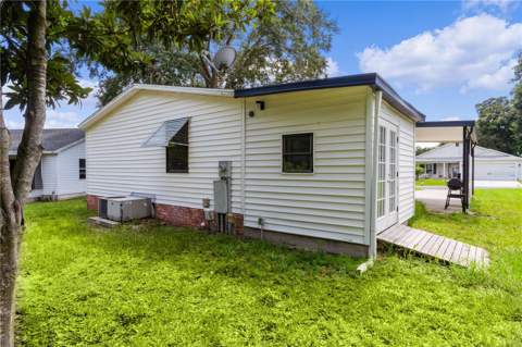 1709 E Schwartz Boulevard, Lady Lake FL - photo 12 of 16