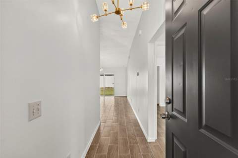 12826 Longcrest Drive, Riverview FL - photo 7 of 57