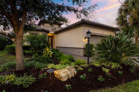 12807 Sorrento Way, Bradenton FL - photo 9 of 93