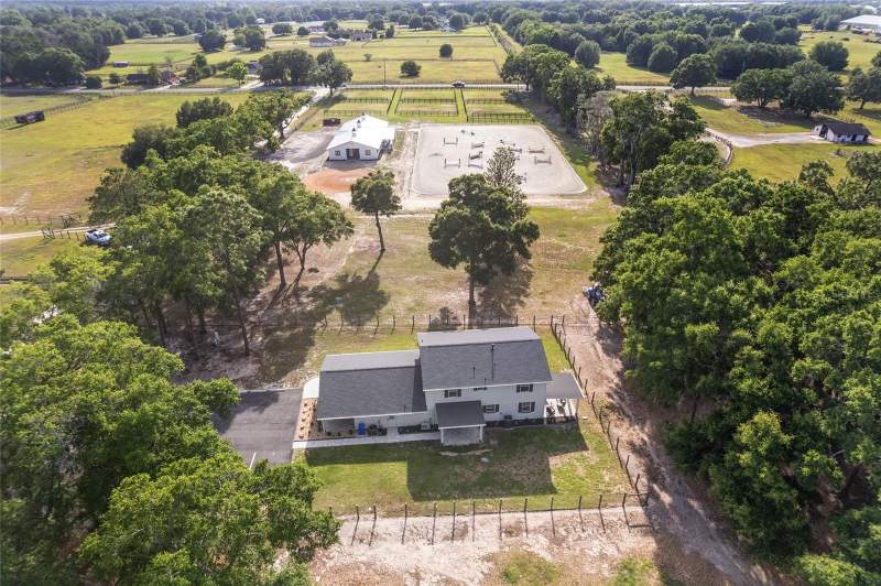 6 bedroom Farm at 663 NW 80th Avenue, Ocala, Ocala — photo 2