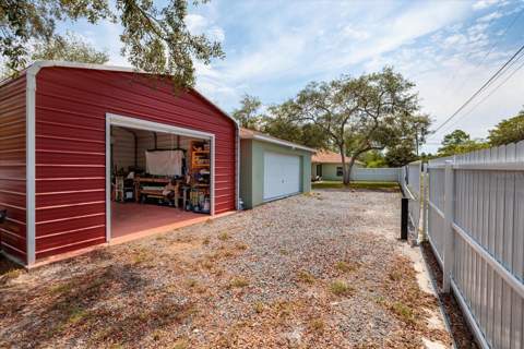 8343 Nittany Road, Weeki Wachee FL - photo 10 of 55