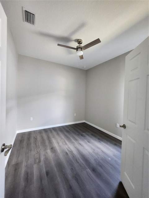 5016 Finders Court, Tampa FL - photo 9 of 18