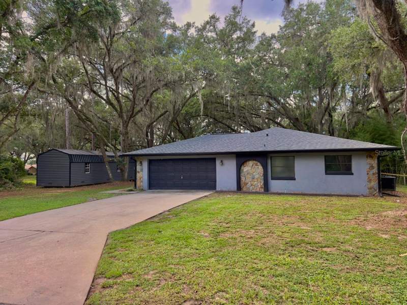 3512 SW SHOREWOOD DRIVE home for sale in Rainbow Lakes Estate
