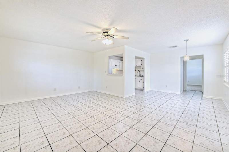 1 bedroom Condominium at 401 Dorchester Place #49, Dorchester C Condo, Sun City Center — photo 4
