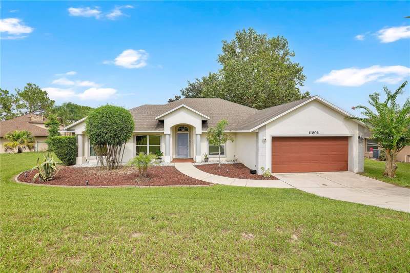 4 bedroom Single Family Residence at 11802 Grand Hills Boulevard, Hills Lake Louisa Ph 02, Clermont — photo 3
