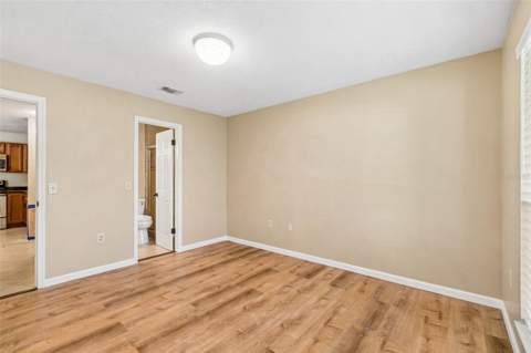 9481 Highland Oak Drive #814, Tampa FL - photo 14 of 67