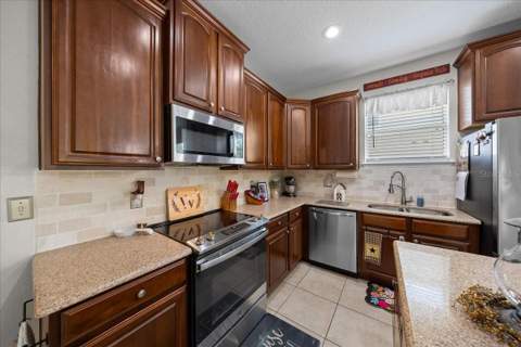 12044 Colony Lakes Boulevard, New Port Richey FL - photo 8 of 51
