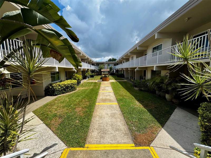 6700 1ST AVENUE #103 home for sale in Pasadena Plaza Condos for Sale: 1 Listing