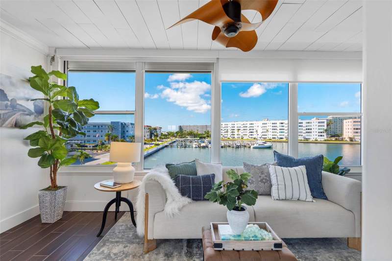 2 bedroom Condominium at 5940 30th Avenue #301, Town Shores Of Gulfport, Gulfport — photo 2