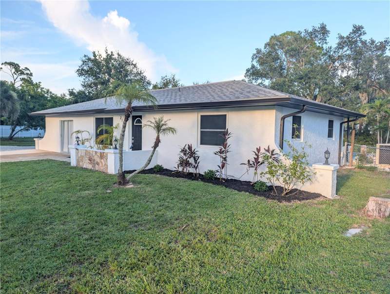 3 bedroom Single Family Residence at 2152 Basin, Port Charlotte Sec 18, Port Charlotte — photo 5