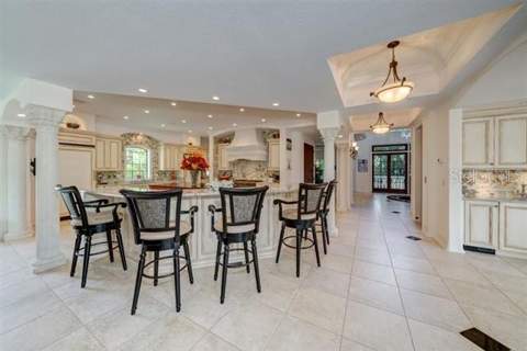 829 Bruce Avenue, Clearwater Beach FL - photo 8 of 71