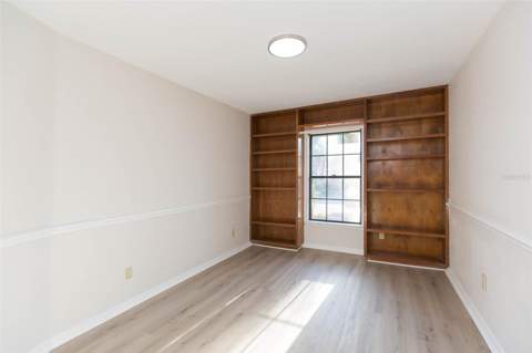 937 Bunker View Drive, Apollo Beach FL - photo 8 of 73