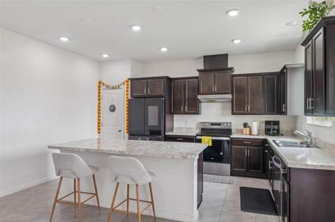 9963 Sunrise View Court, Seffner FL - photo 13 of 56