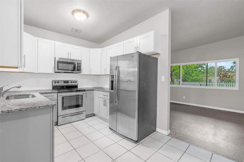 3 bedroom Single Family Residence at 1712 Tallahassee Drive, Westwood Heights, Daytona Beach — photo 4
