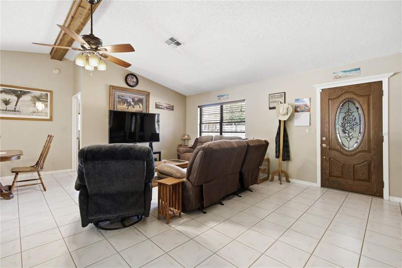 2 bedroom Single Family Residence at 11423 Linden Drive, Spring Hill, Spring Hill — photo 5