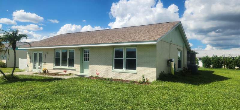 3 bedroom Single Family Residence at 13528 Martha Avenue, Port Charlotte Sec 066, Port Charlotte — photo 2