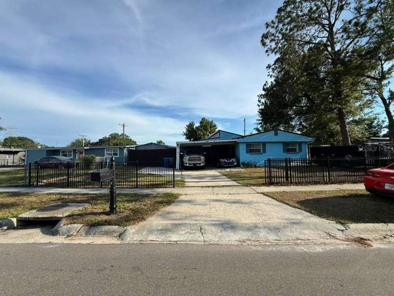 2 bedroom Single Family Residence at 7917 Rideout Road, Clair Mel City Unit 4, Tampa — photo 3