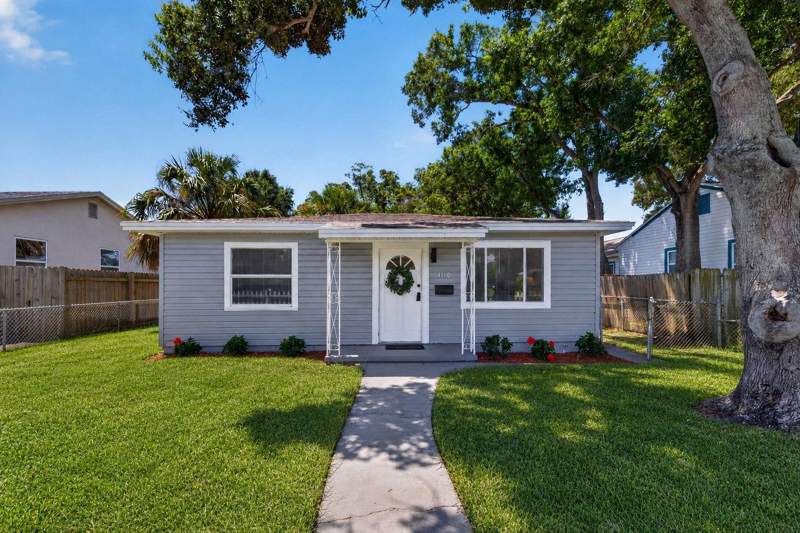 3 bedroom Single Family Residence at 4110 3rd Avenue, Halls Central Ave 3, St Petersburg — photo 2