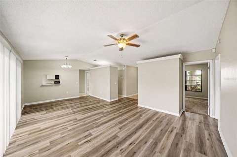 4816 W Addax Drive, New Port Richey FL - photo 9 of 28