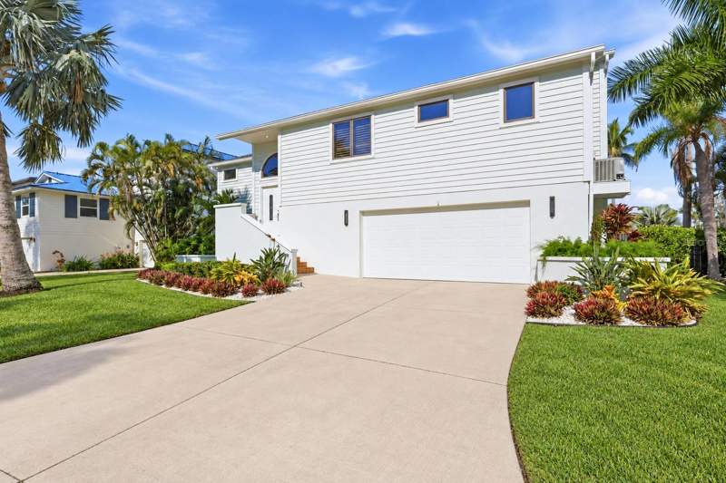 2 bedroom Single Family Residence at 783 Marbury Lane, Sleepy Lagoon Park 2, Longboat Key — photo 2