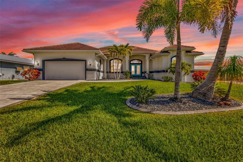 3 bedroom Single Family Residence at 360 Capri Isles Court, Punta Gorda Isles Sec 05, Punta Gorda — photo 1