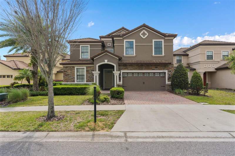 1403 MOON VALLEY DRIVE home for sale in Stoneybrook South
